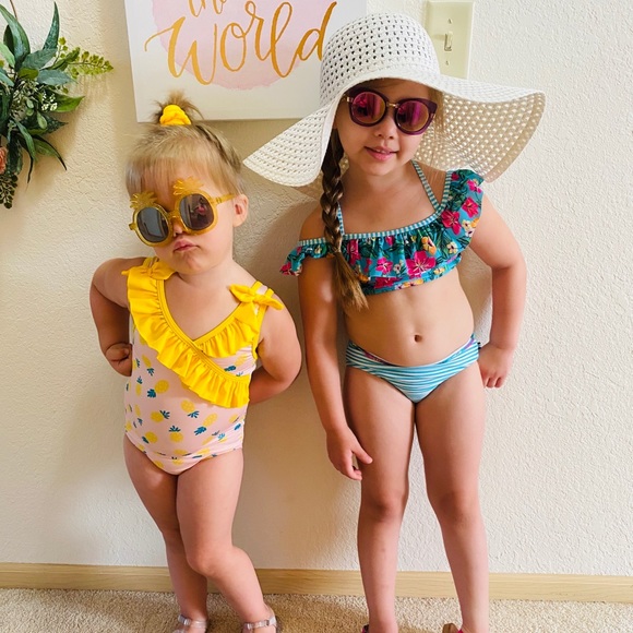 Meet your Posher, Stephanie - Picture 5 of 7